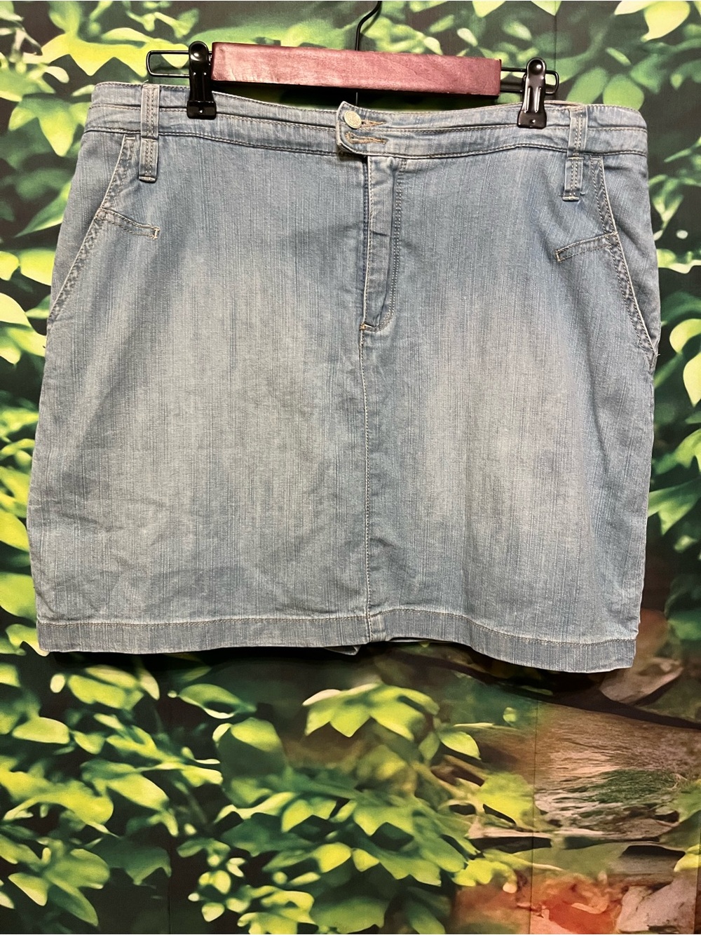 Gloria Vanderbilt Light Blue Denim Mini Skirt